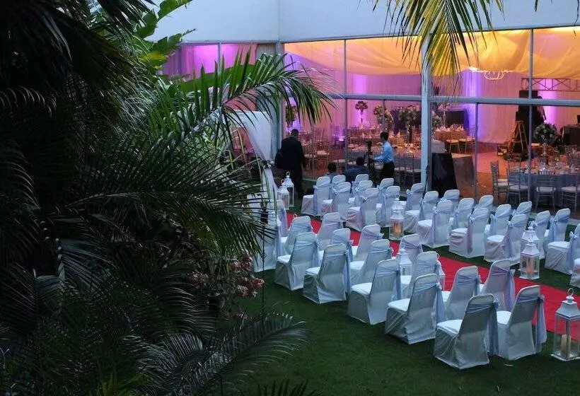 Fotos del hotel Contempo:  6