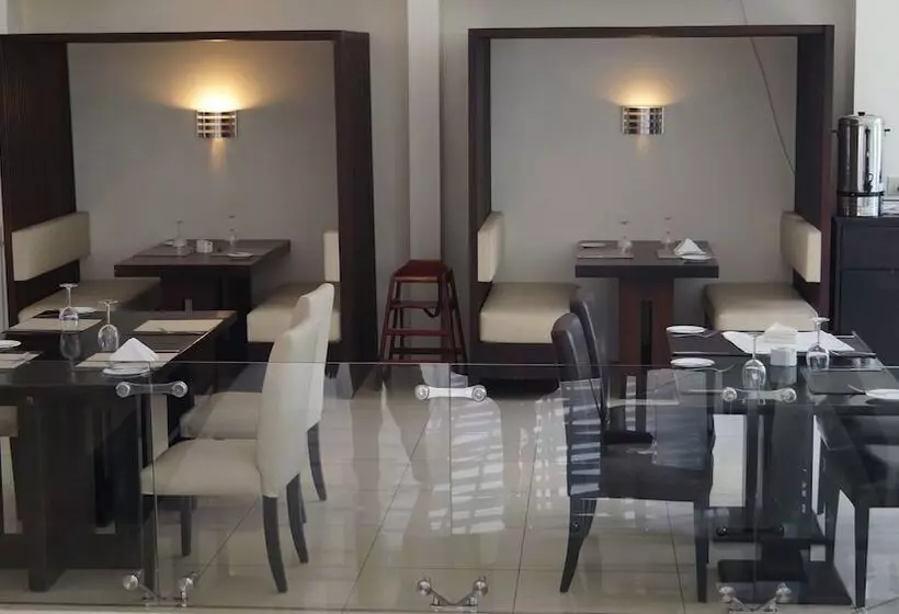 Fotos del hotel Contempo:  24