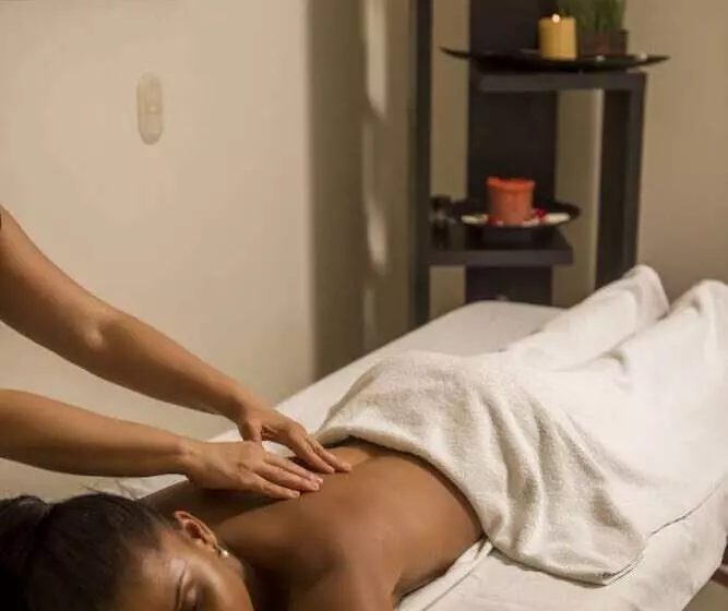 Fotos del hotel Contempo:  18