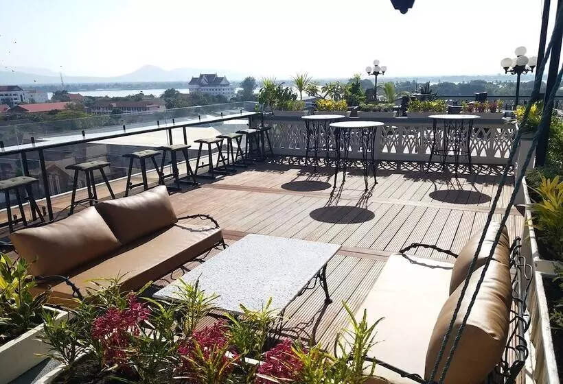 Fotos del hotel Pakse  & Restaurant:  6