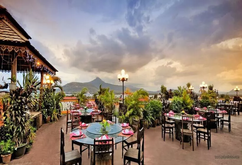 Fotos del hotel Pakse  & Restaurant:  20