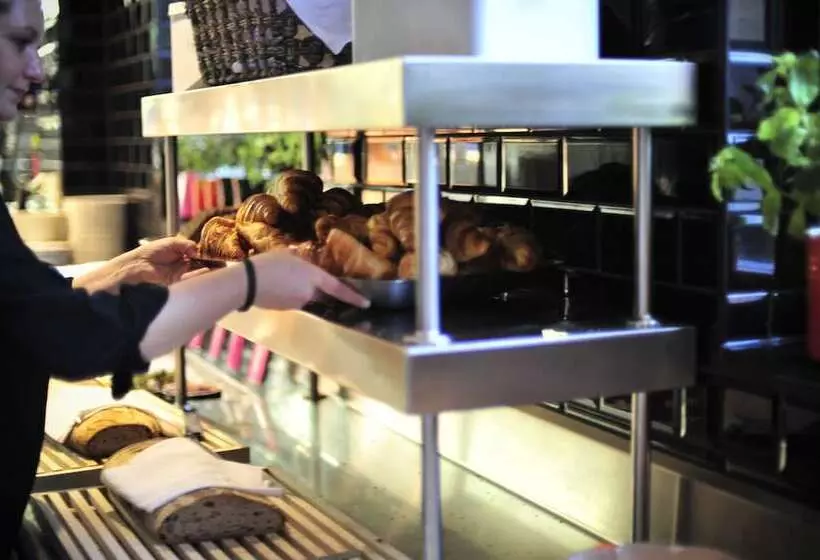 Fotos del hotel Comfort Hotel Grand Central:  25