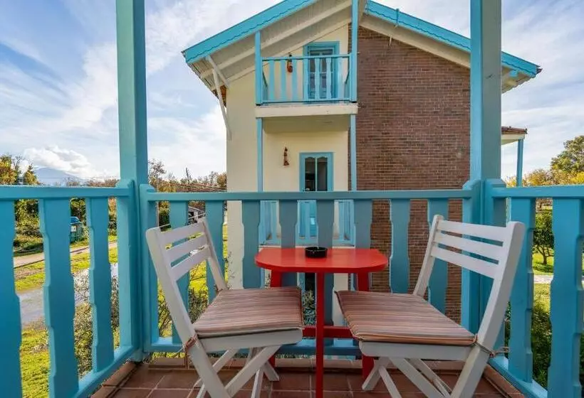 Fotos del hotel Yonca Lodge:  4