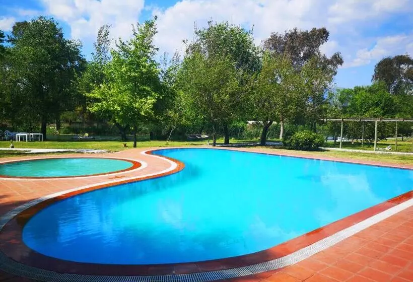 Fotos del hotel Yonca Lodge:  2