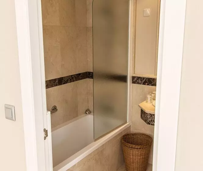 Fotos del hotel Sevilla:  13