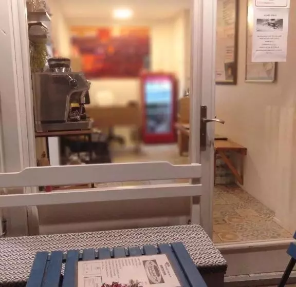 Fotos del hotel Urkmez:  10