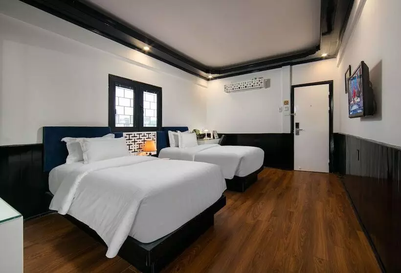 Diamond Nostalgia  & Spa