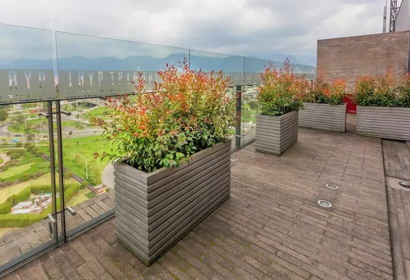 Fotos del hotel Tryp By Wyndham Bogota Embajada:  7