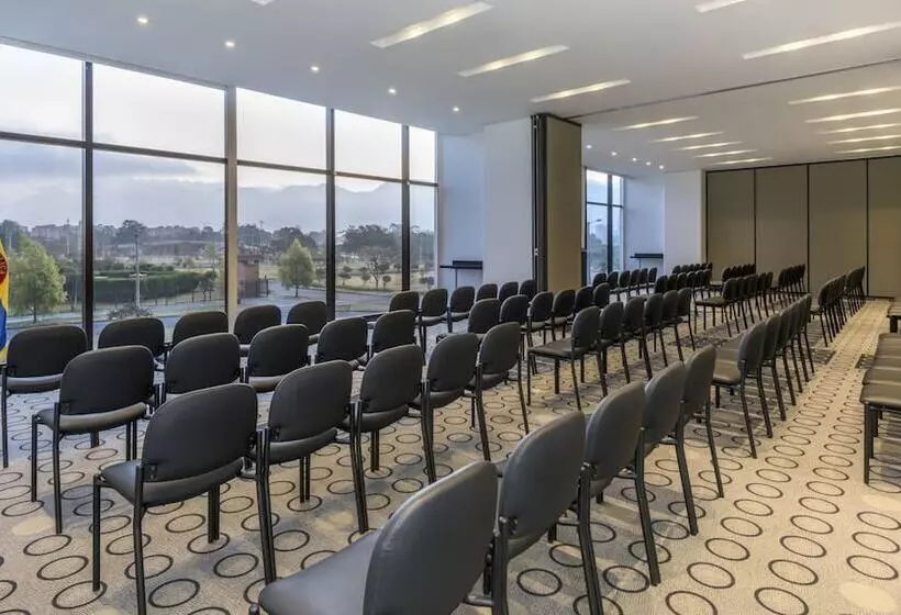 Fotos del hotel Tryp By Wyndham Bogota Embajada:  12