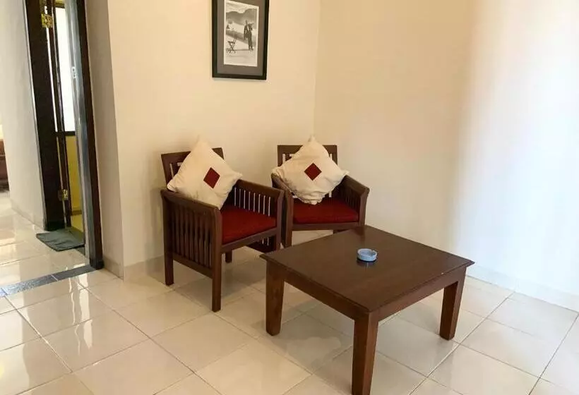 Fotos del hotel Nirwana Suites:  17