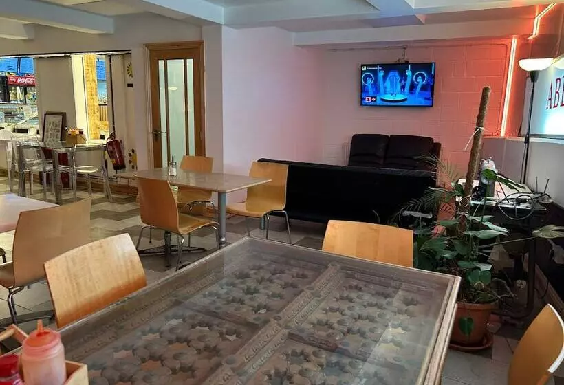 Fotos del hotel Abbey Point Cafe And B&b:  3