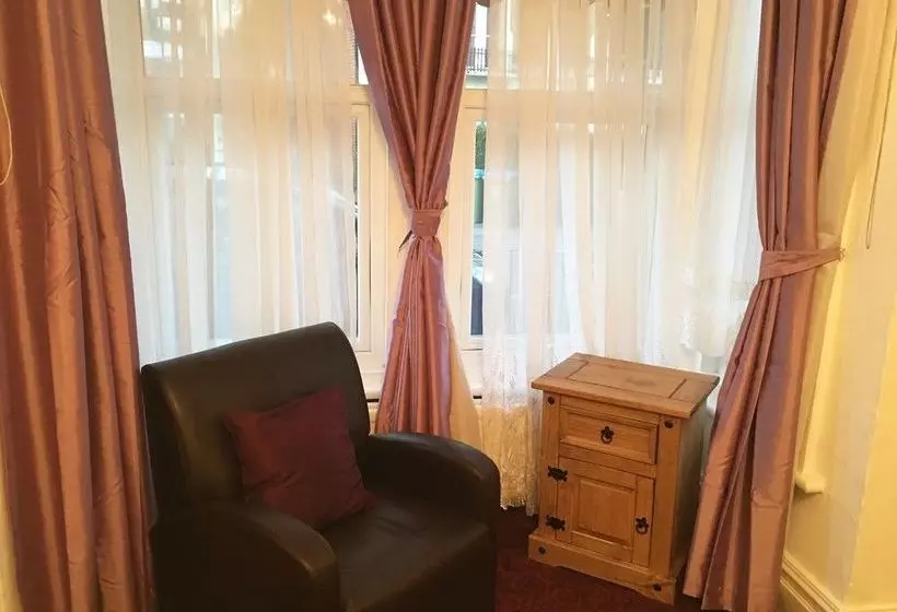 Fotos del hotel Mayview Guest House:  5