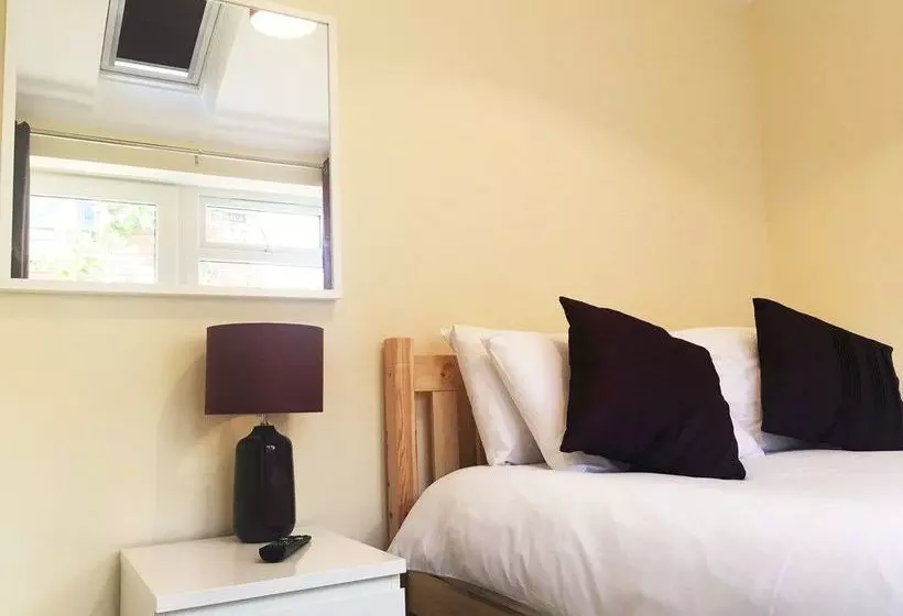 Fotos del hotel Mayview Guest House:  10