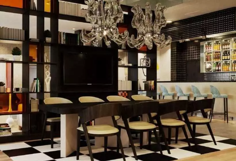 Fotos del hotel Holiday Inn Express Warsaw Airport:  14