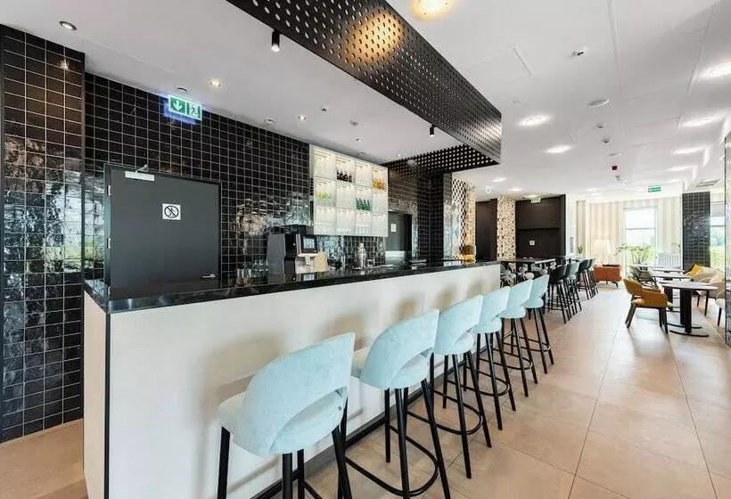 Fotos del hotel Holiday Inn Express Warsaw Airport:  11