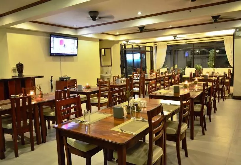 Fotos del hotel Ipil Suites El Nido:  12