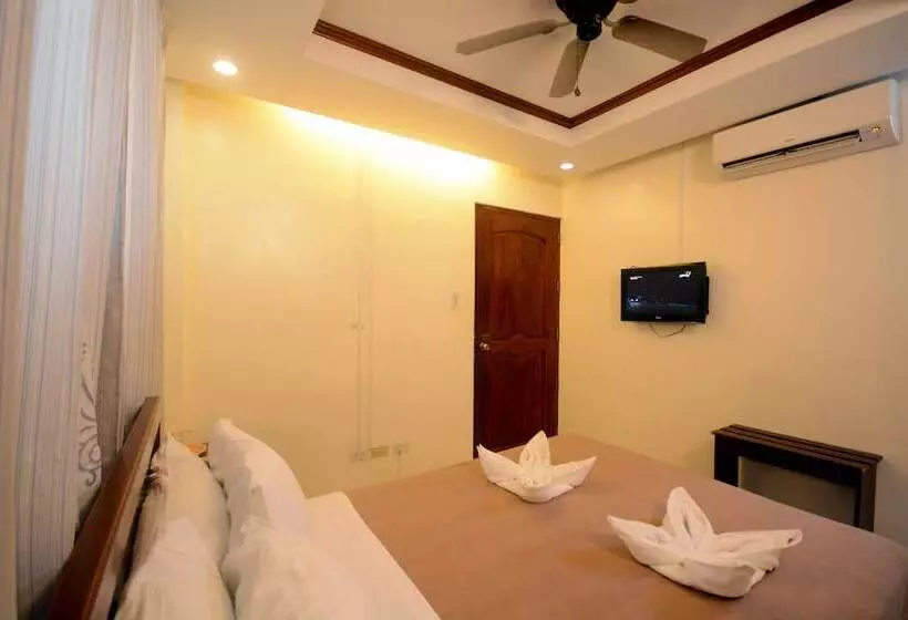 Fotos del hotel Ipil Suites El Nido:  21