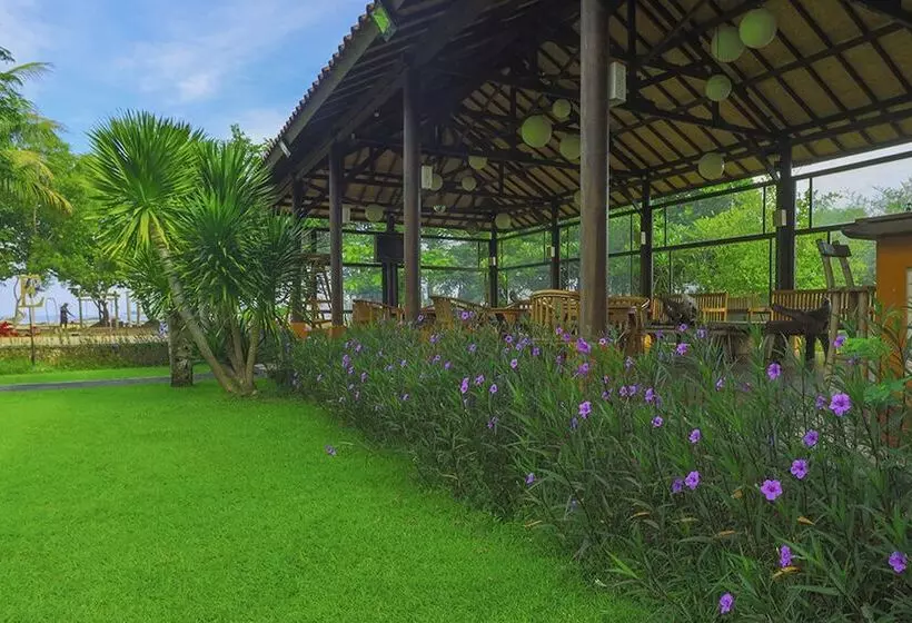 Fotos del hotel The Jayakarta Suites Komodo Flores:  23