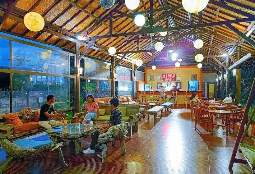 Fotos del hotel The Jayakarta Suites Komodo Flores:  11