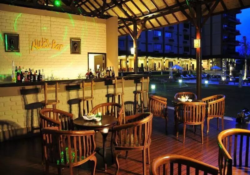 Fotos del hotel The Jayakarta Suites Komodo Flores:  21