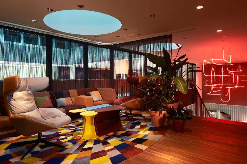 Fotos del hotel 25hours Hotel Zürich West:  2