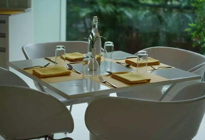 Fotos del hotel Kohinoor Elite:  17