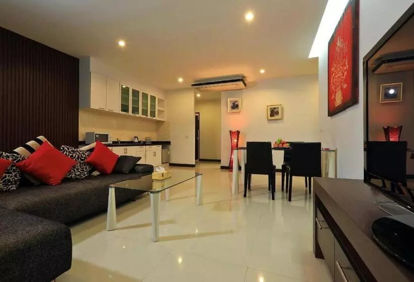 Fotos del hotel Rawai Grand House:  25