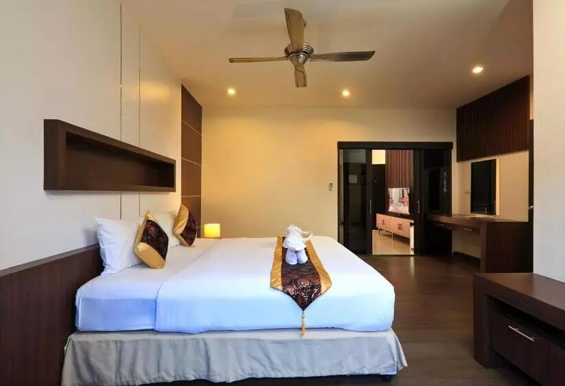 Fotos del hotel Rawai Grand House:  18