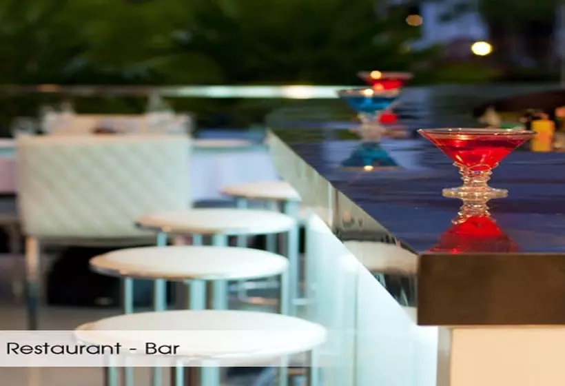 Fotos del hotel Rawai Grand House:  6