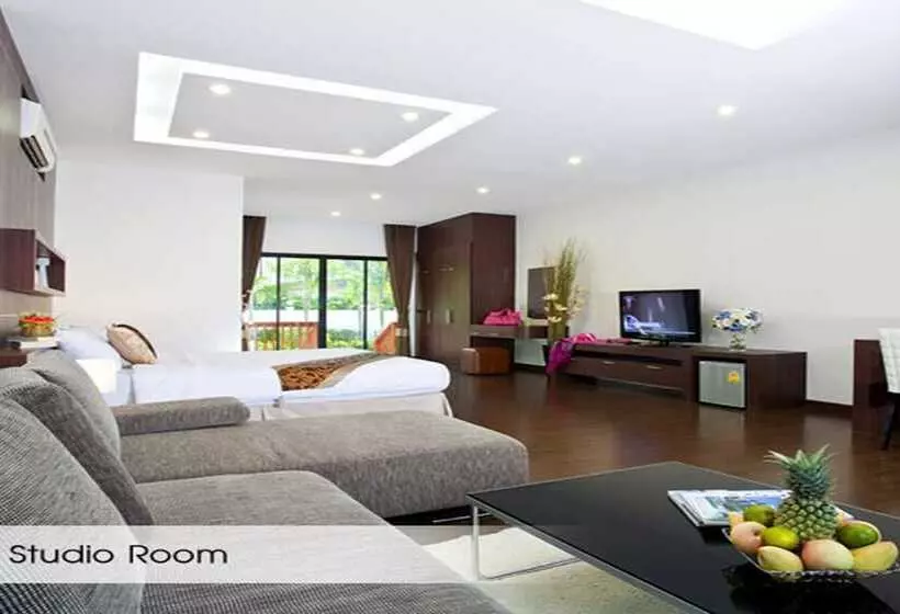 Fotos del hotel Rawai Grand House:  8