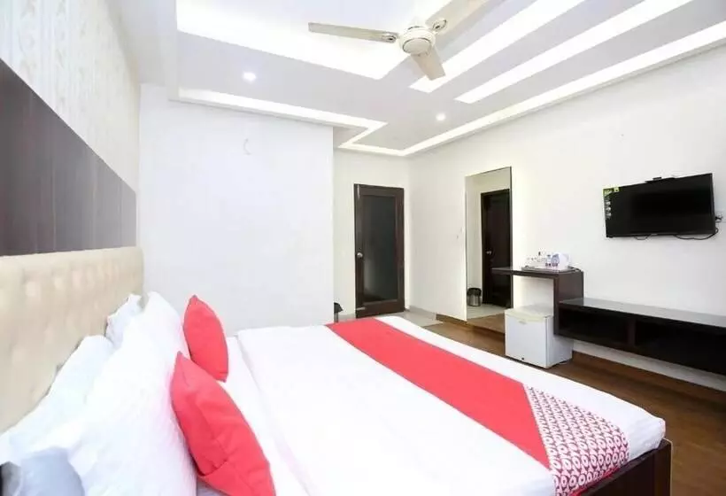 Fotos del hotel Punnu International:  17