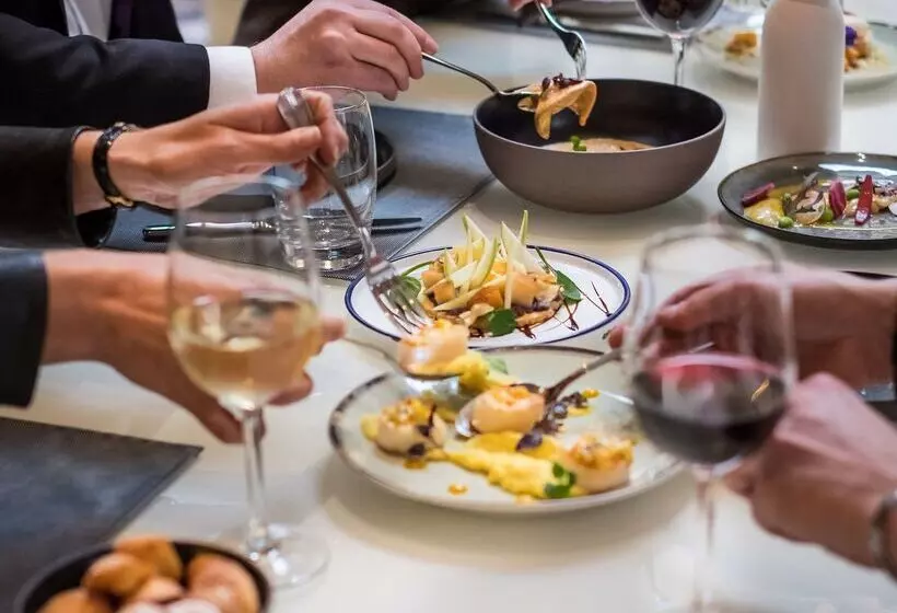 Fotos del hotel Radisson Blu Hotel Nantes:  3