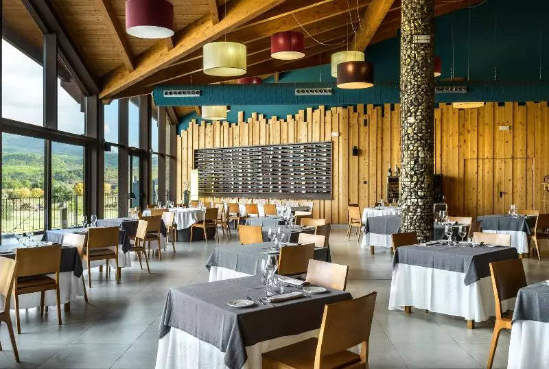 Fotos del hotel Spa Aguas De Los Mallos:  11