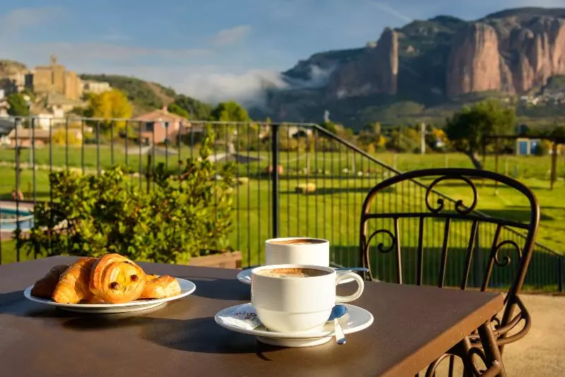 Fotos del hotel Spa Aguas De Los Mallos:  8