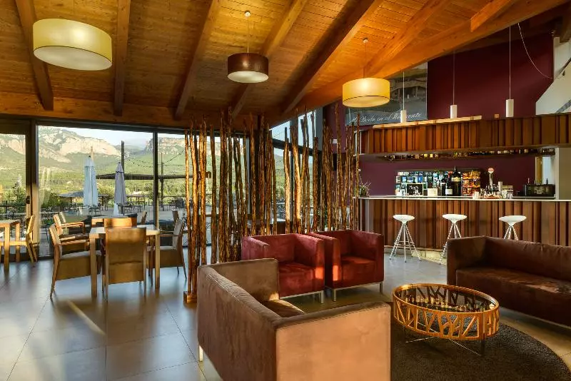 Fotos del hotel Spa Aguas De Los Mallos:  6