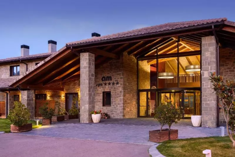 Fotos del hotel Spa Aguas De Los Mallos:  9