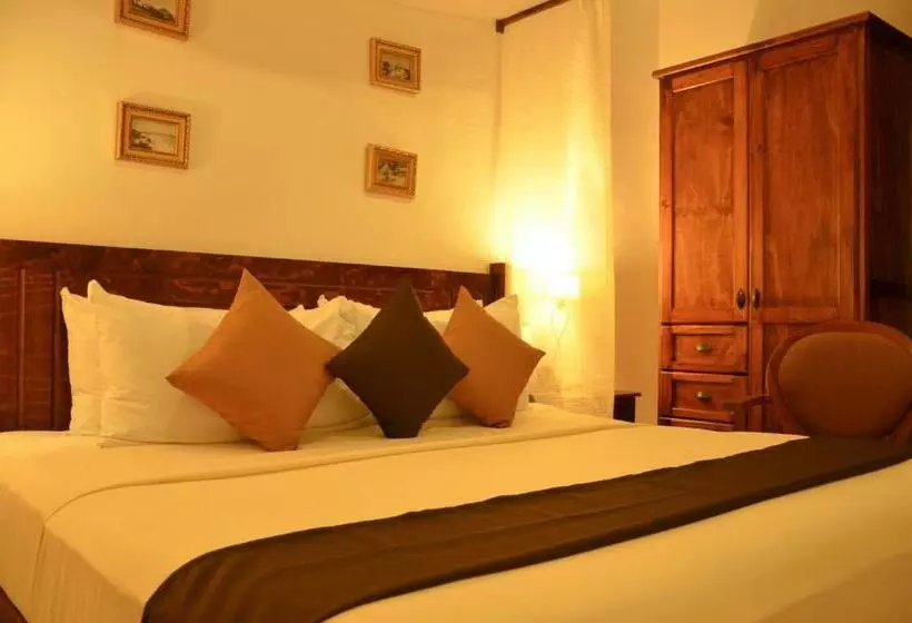 La Pasion Colonial  Boutique By Bunik