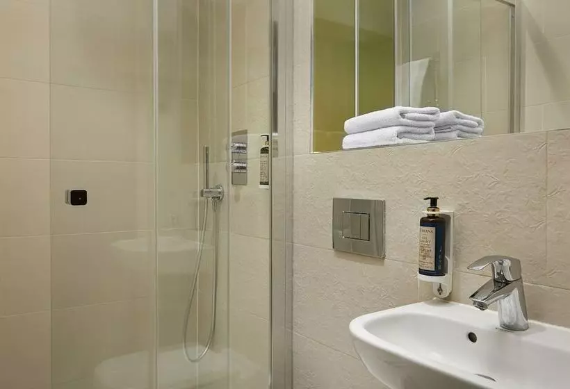 Fotos del hotel Seraphine Hammersmith Hotel, Sure Hotel Collection By Best Western:  13
