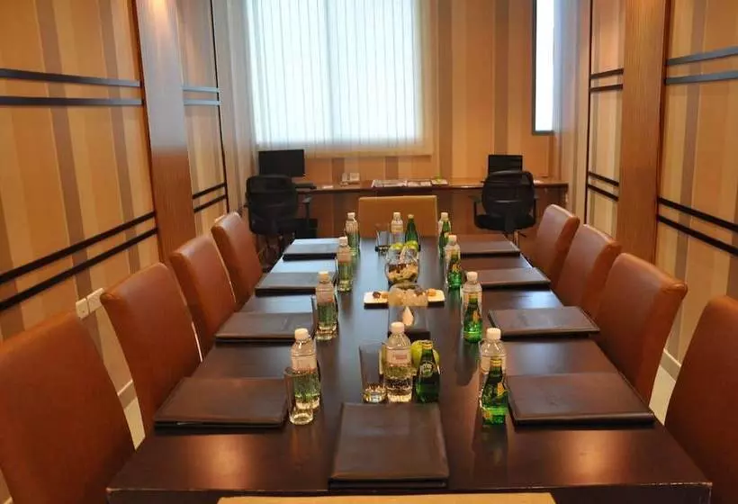 Fotos del hotel Fortune Royal:  7