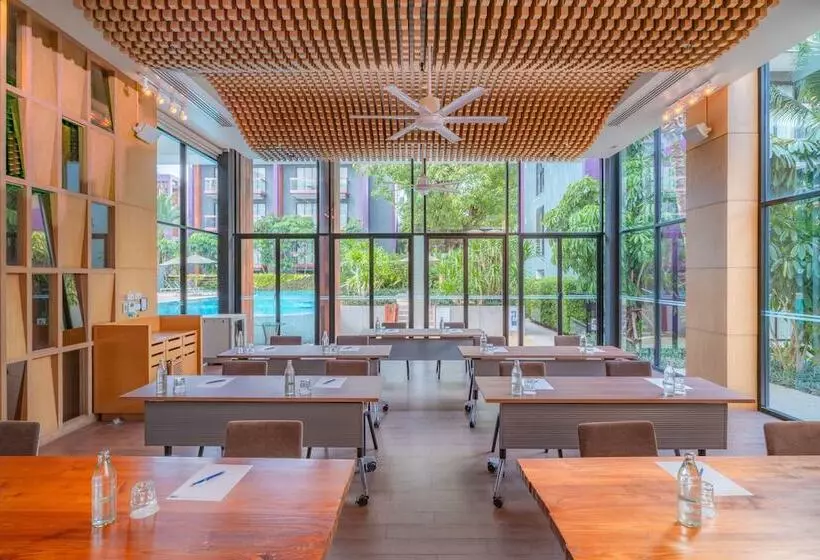 Fotos del hotel Holiday Inn Express Phuket Patong Beach Central, An Ihg:  15