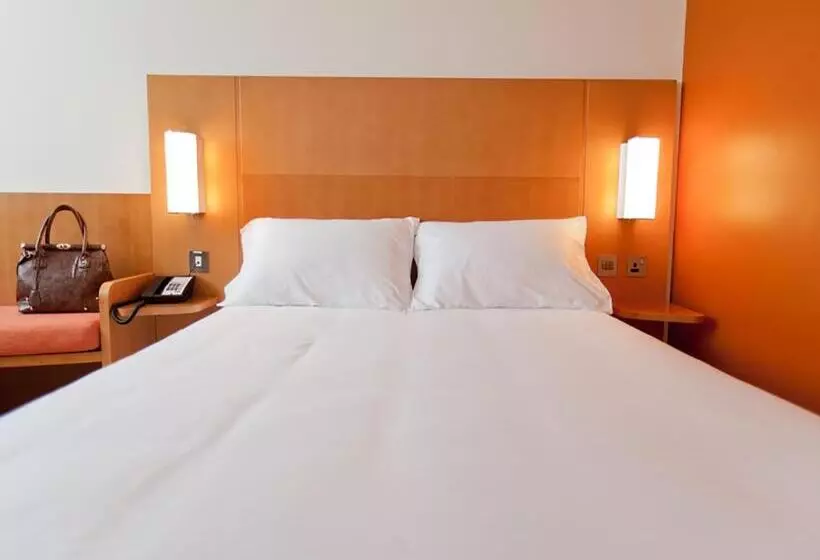 Fotos del hotel Ibis Abu Dhabi Gate:  14