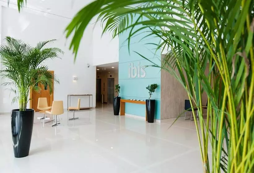 Fotos del hotel Ibis Abu Dhabi Gate:  7