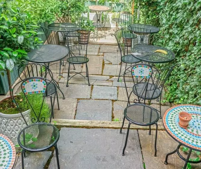 Fotos del hotel Chelsea Pines Inn:  5