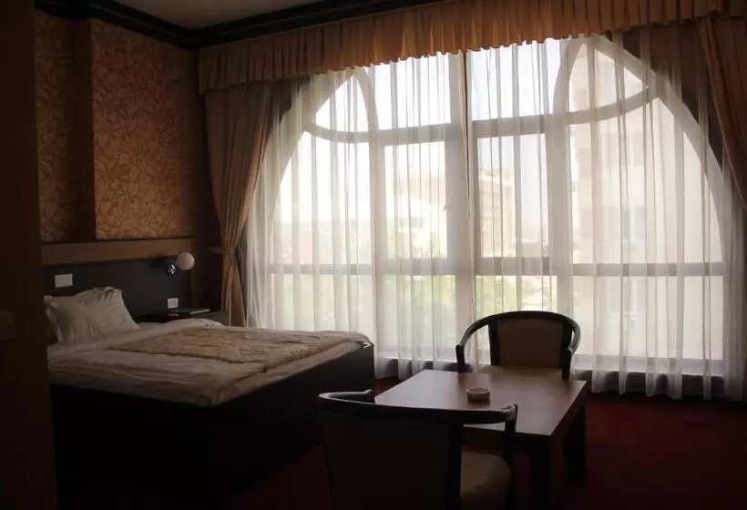 Fotos del hotel Alp Inn Hotel:  18