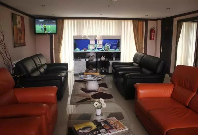 Fotos del hotel Alp Inn Hotel:  25