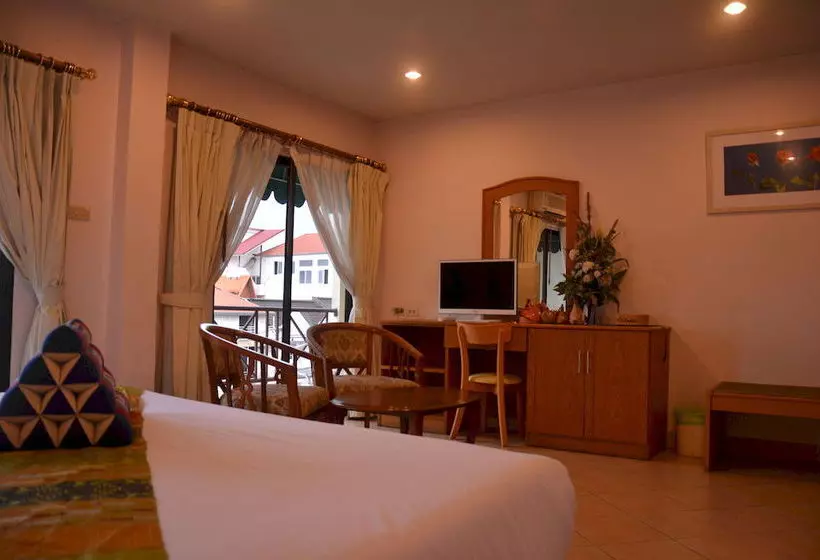 Fotos del hotel Seven Oaks Inn:  10