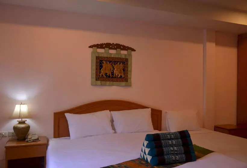 Fotos del hotel Seven Oaks Inn:  12