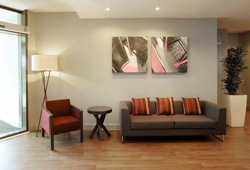 Holiday Inn Express Birmingham  Snow Hill, An Ihg