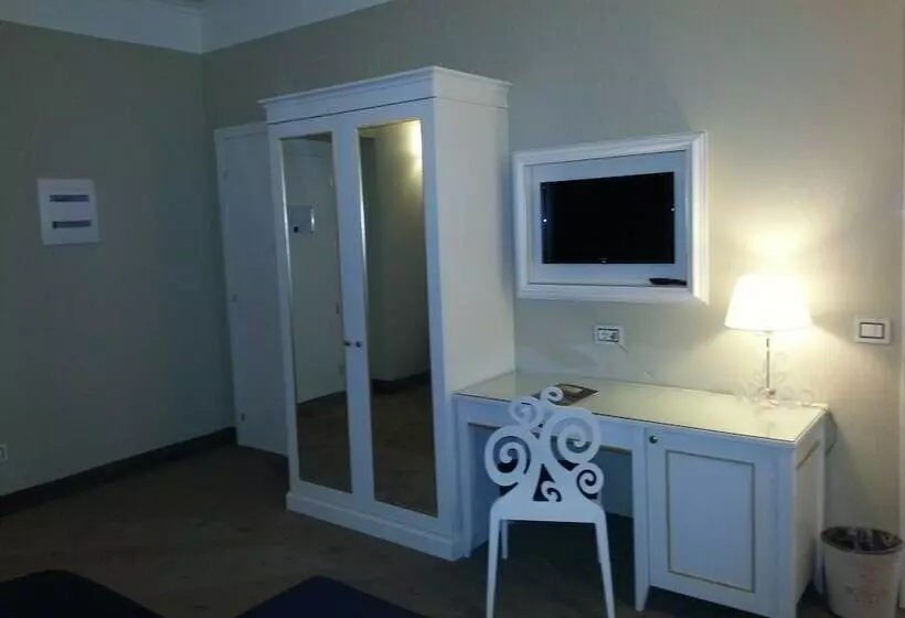 Fotos del hotel Ih Hotels Roma Dei Borgia:  9