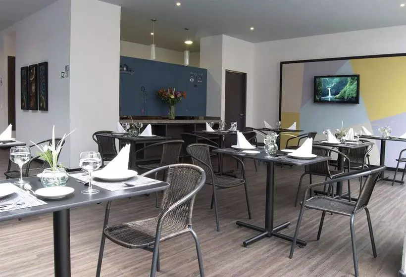 Fotos del hotel Best Western Calleja Suites:  17